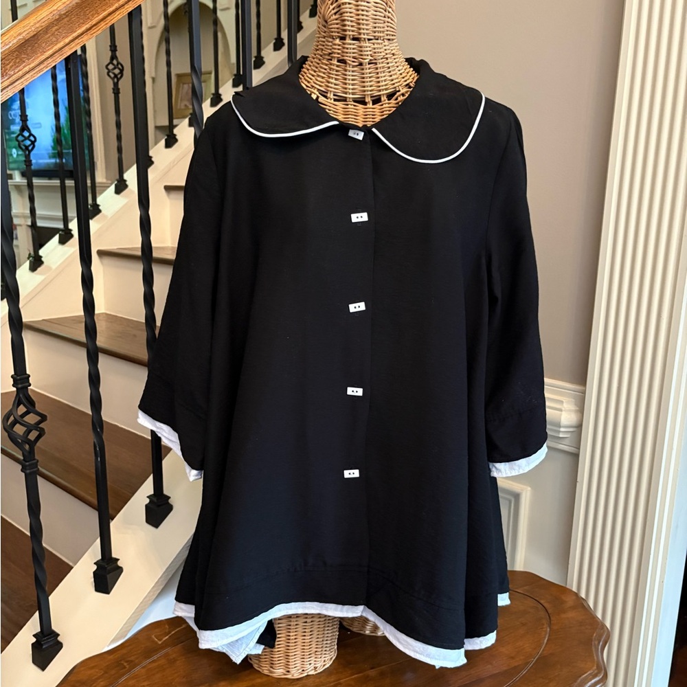 LTX Women's Blouse with White Trim